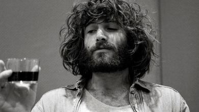 Angus Stone