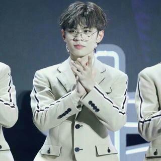 二十岁少年和他的宇宙