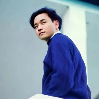 我说我很想念你，你说总有一天会忘记