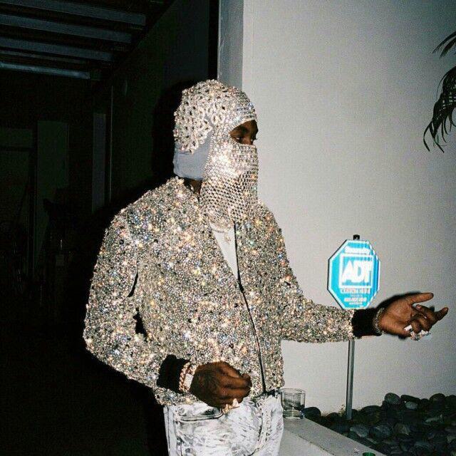 @Vetements