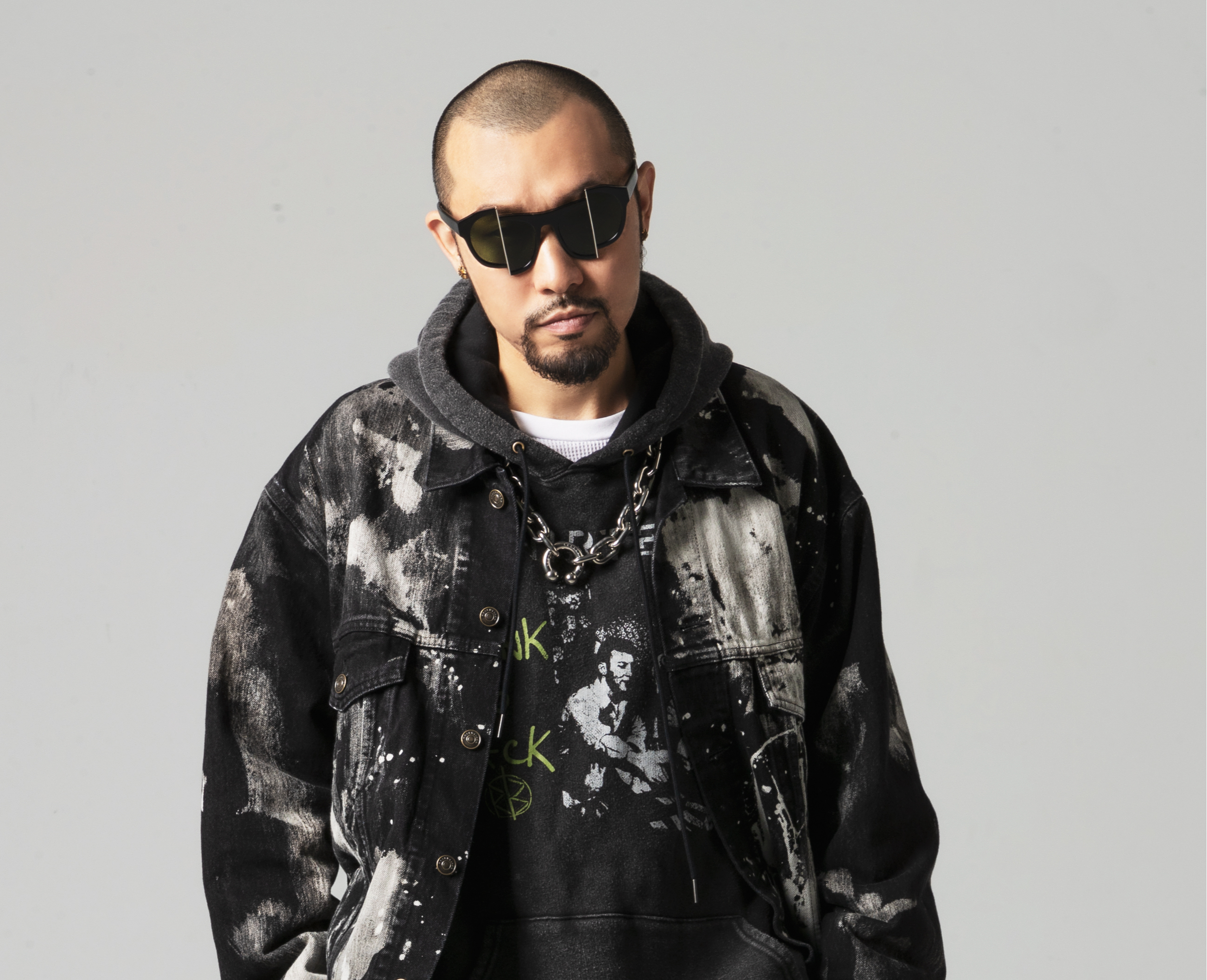 k.h 录音工程师 recording en. 歌手: mc hotdog 年