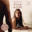 Jeune et jolie