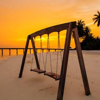 也许，再也不会相信爱情了