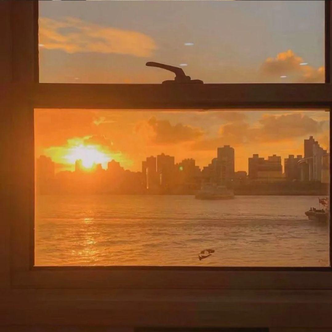 故人陆续凋零，好似风中落叶