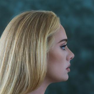 Adele | 用岁月铸造音乐传奇人生