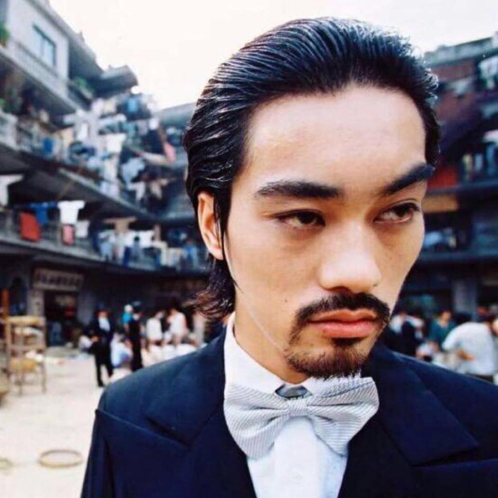 伤心往事-施文彬歌曲赏析