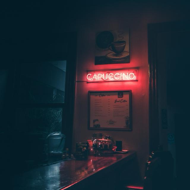 【FREE】“ 万宝路 ” Marlboro