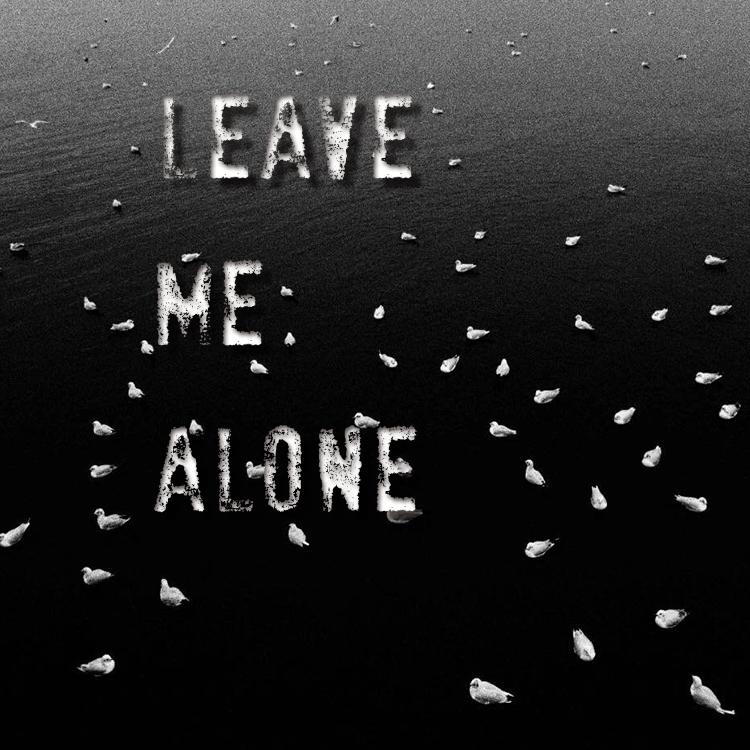 leave me alone专辑