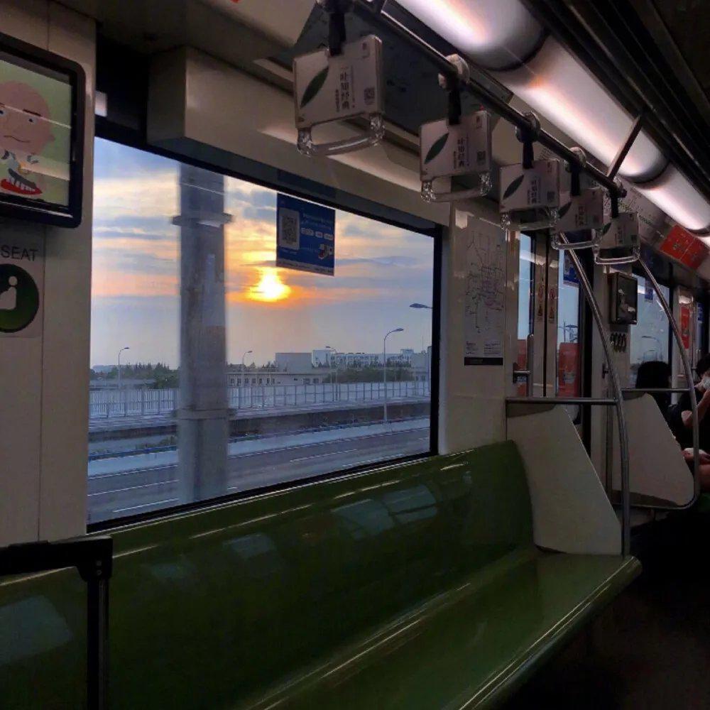 你越是你自己 你越是被另一个人爱