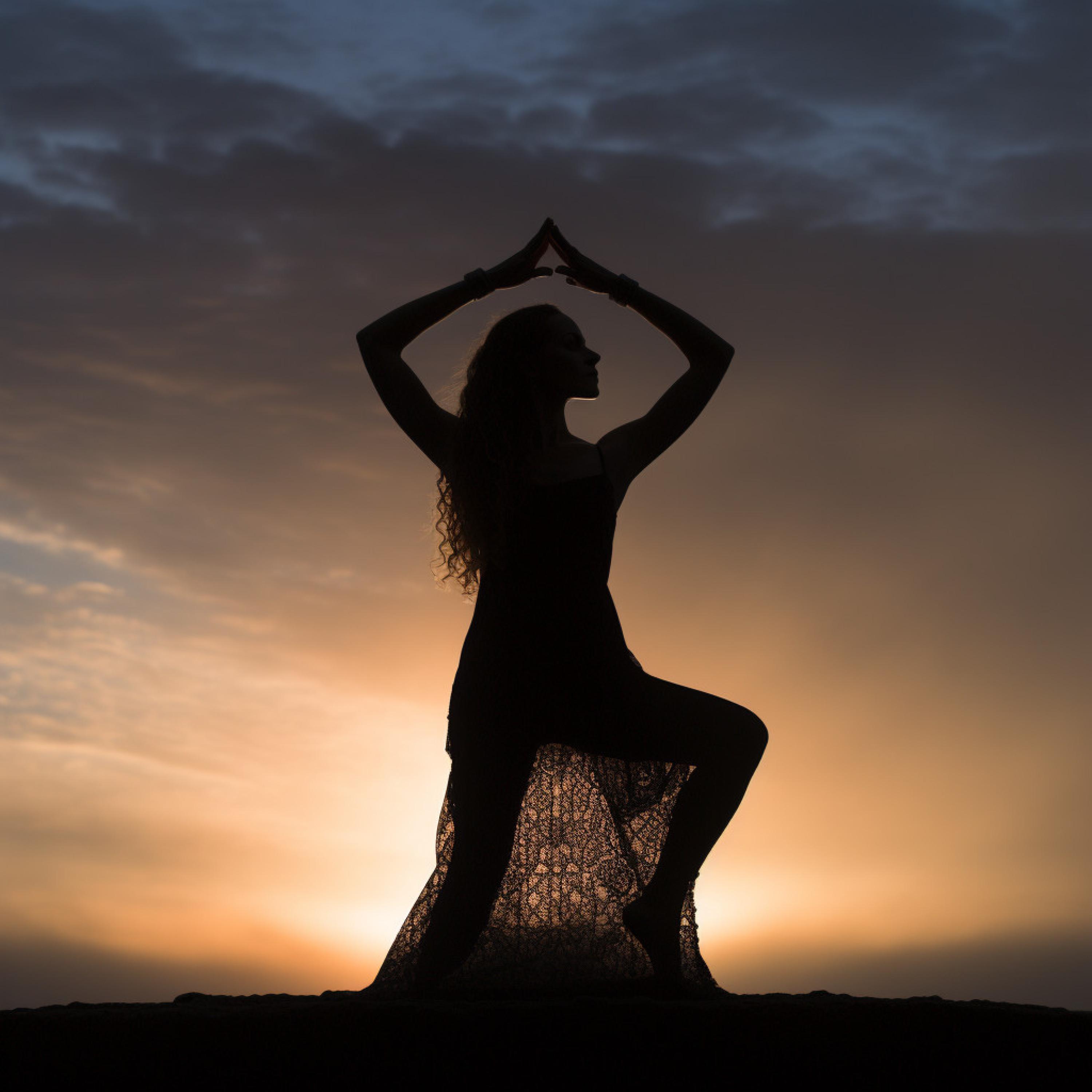 Reiki Consorte de Curación - Ecos Del Yoga En La Serenidad Tranquila