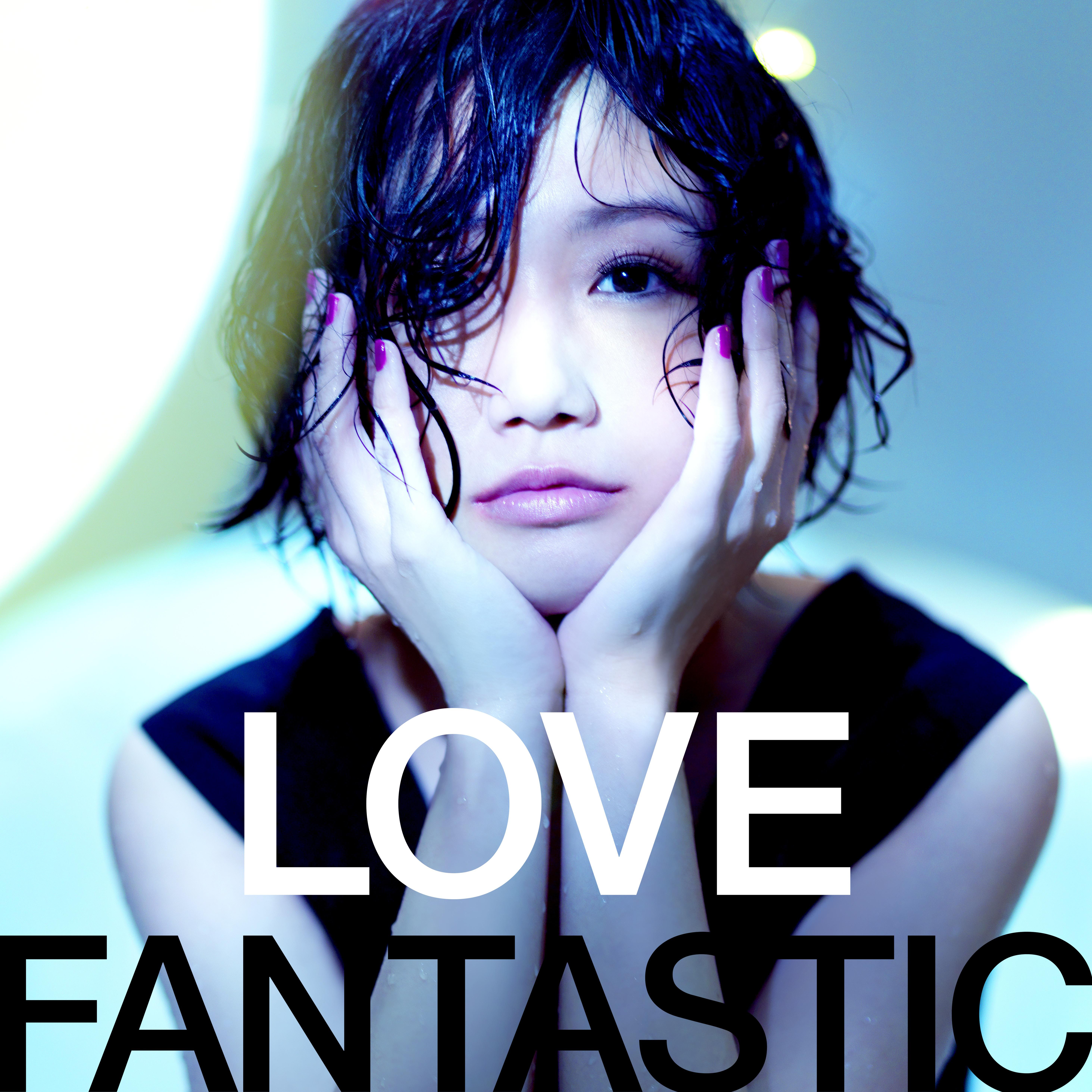 LOVE FANTASTIC专辑