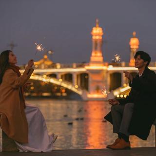 借我一点你的光 ，许我一点美好难忘