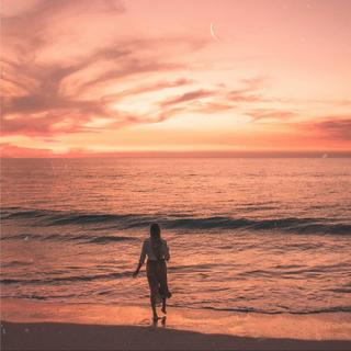 「欧美电子」夕阳余晖下的曼妙时光