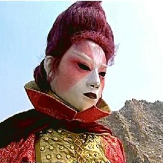 那个女孩为你哭红了双眼