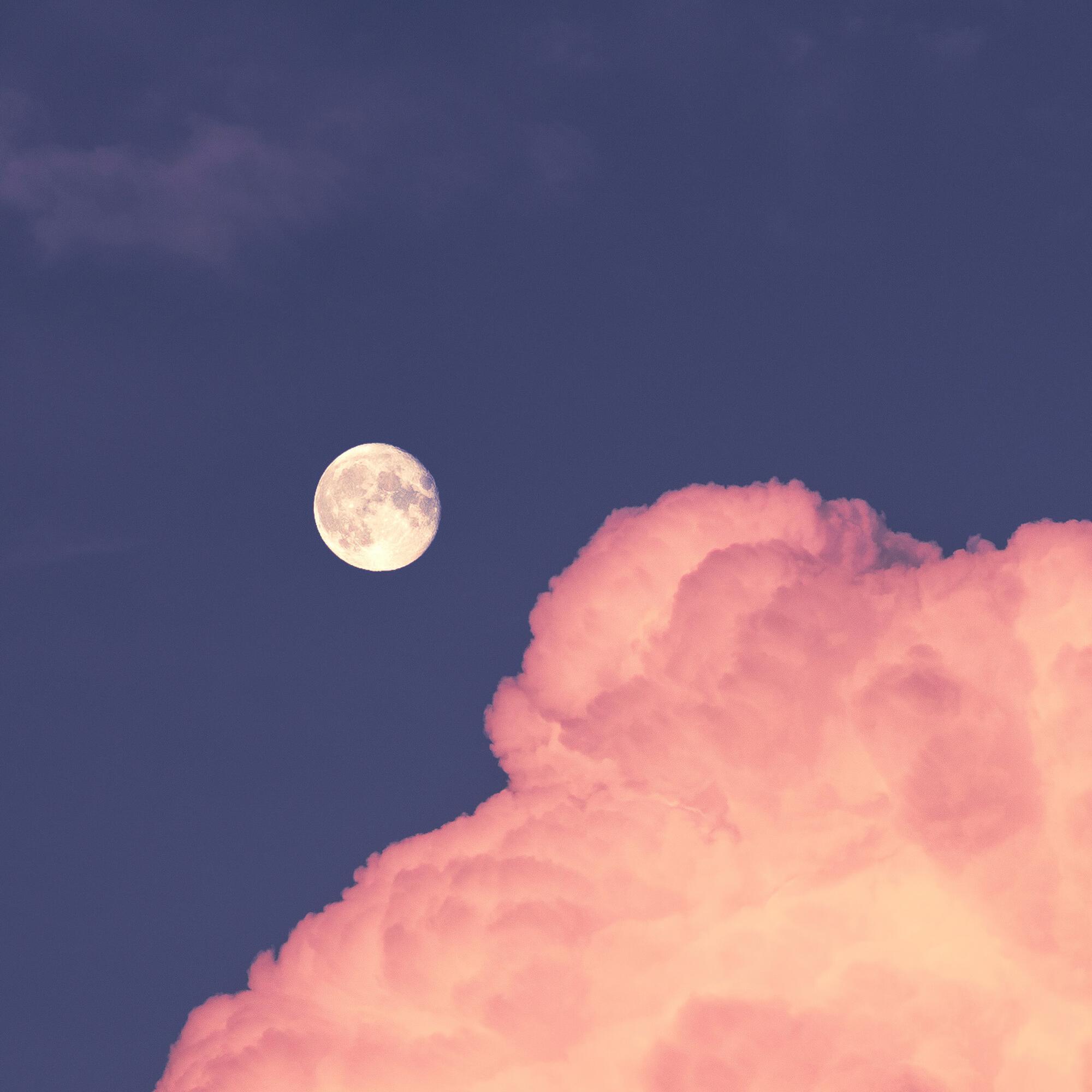 你像是晴天粉色云彩空气甜的坠入脑海