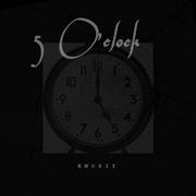 5：00 (5 o'clock)