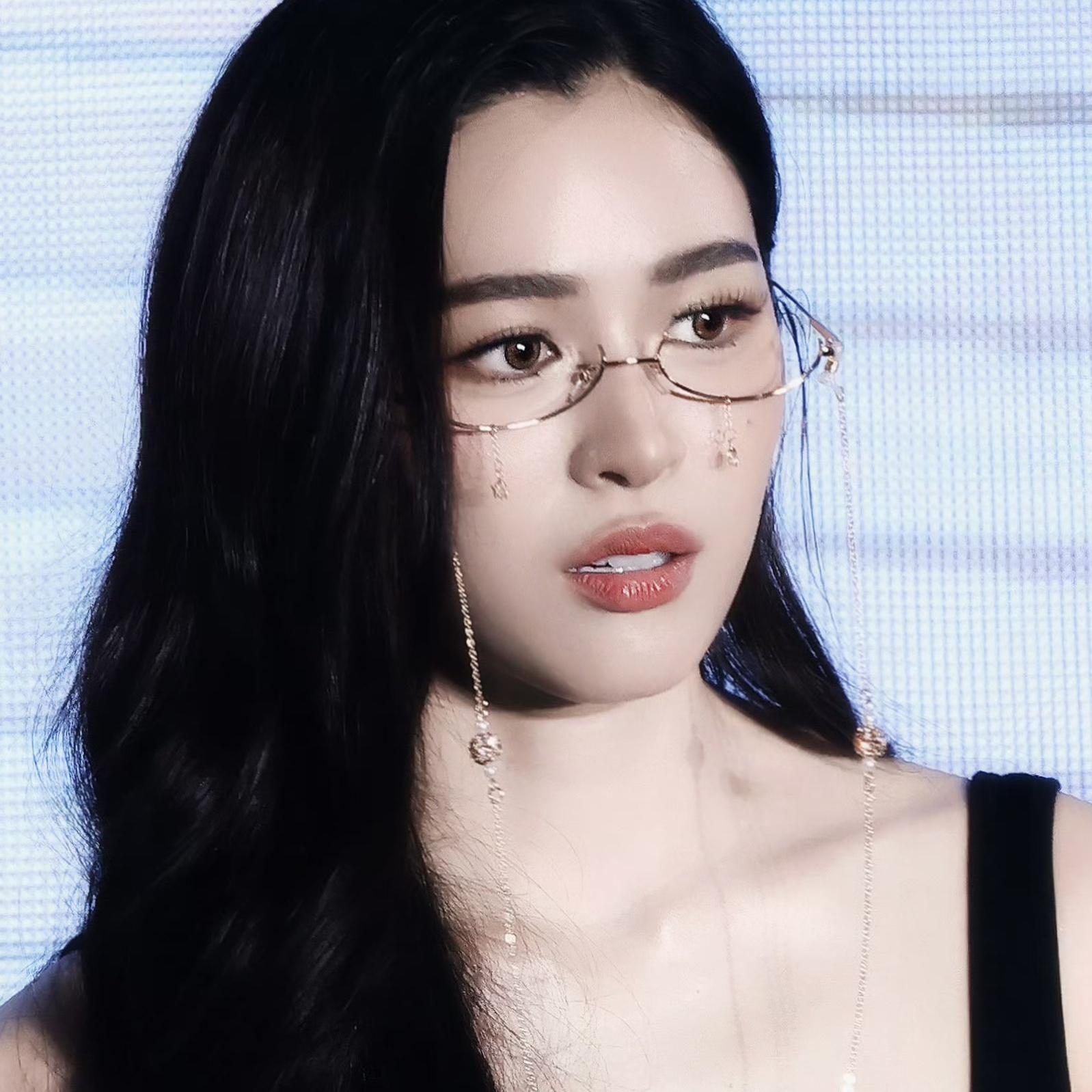 最后我还是受伤了（中泰双语）-00K