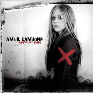 Avril Lavigne - Fall To Pieces (Official Instrumental) 原版无和声伴奏 （升7半音）
