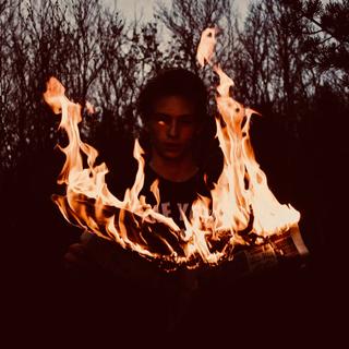 燃向 | 歌颂生命的华丽乐章