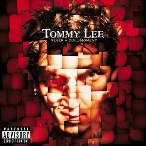 Tommy Lee - Hold Me Down (PT karaoke) 带和声伴奏 （升5半音）