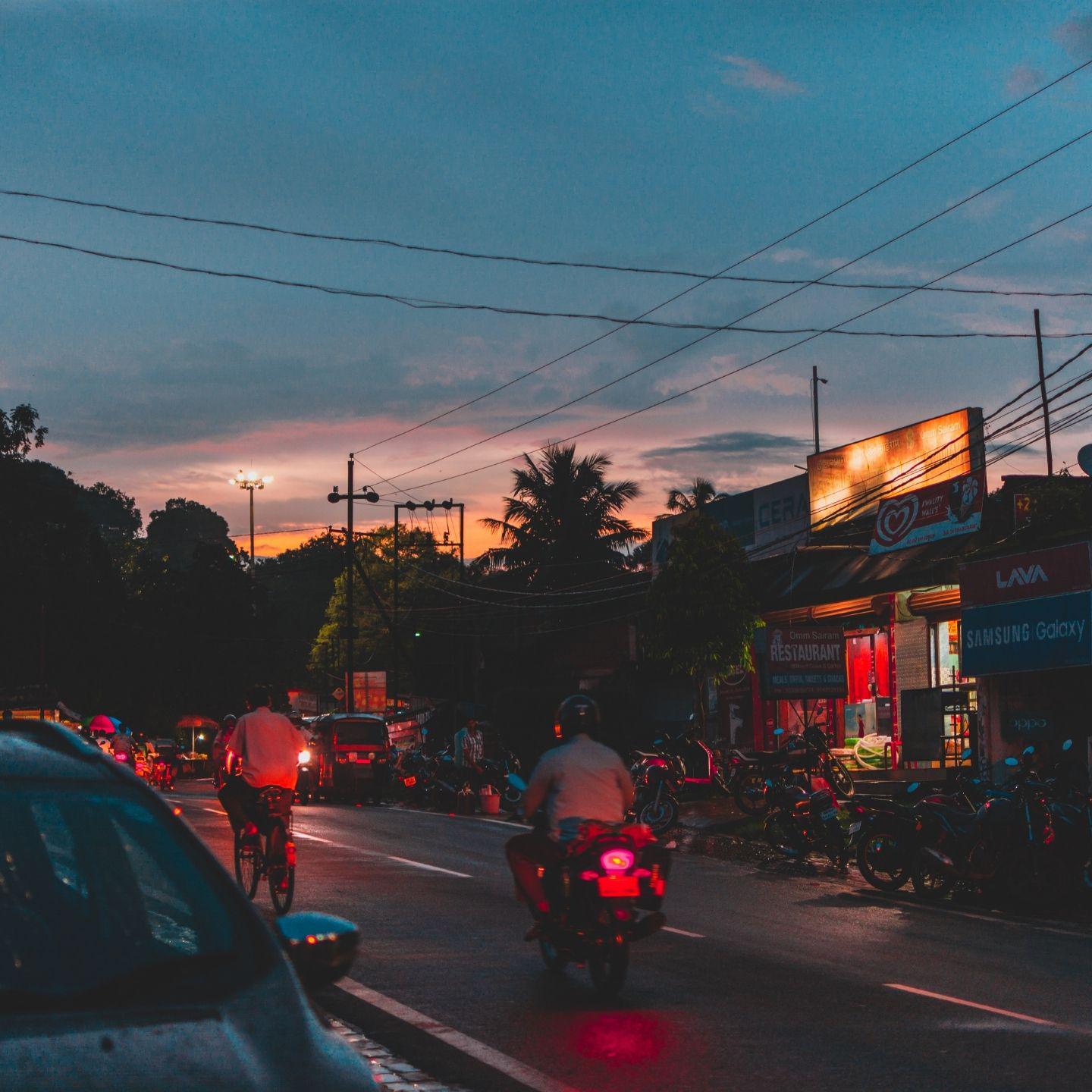 听雨落，等待晴天