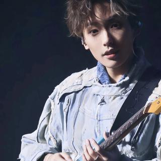 “做有意义的事 过有意义的人生”