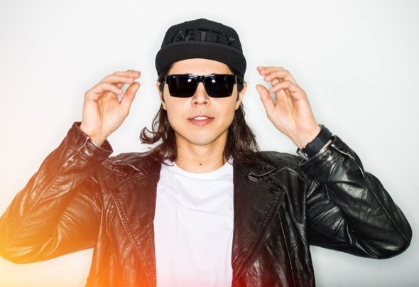 diplo指出zedd所发行的作品均是出于grey组合之手