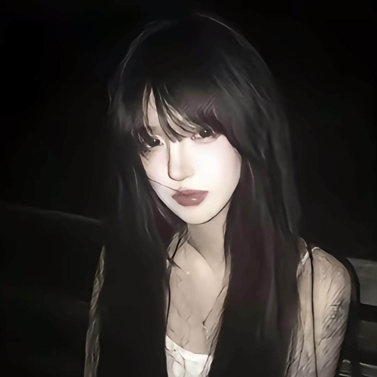 我也不太了解她