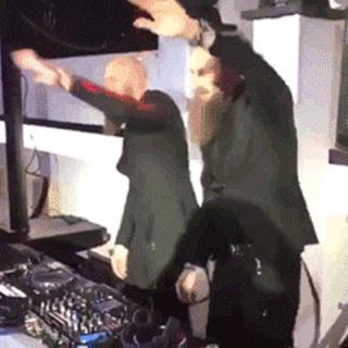 专业蹦迪dj神曲857蹦迪去吗（在家857）