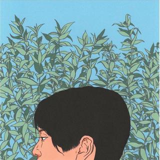 「日系独立」一人在日和广场上晃荡