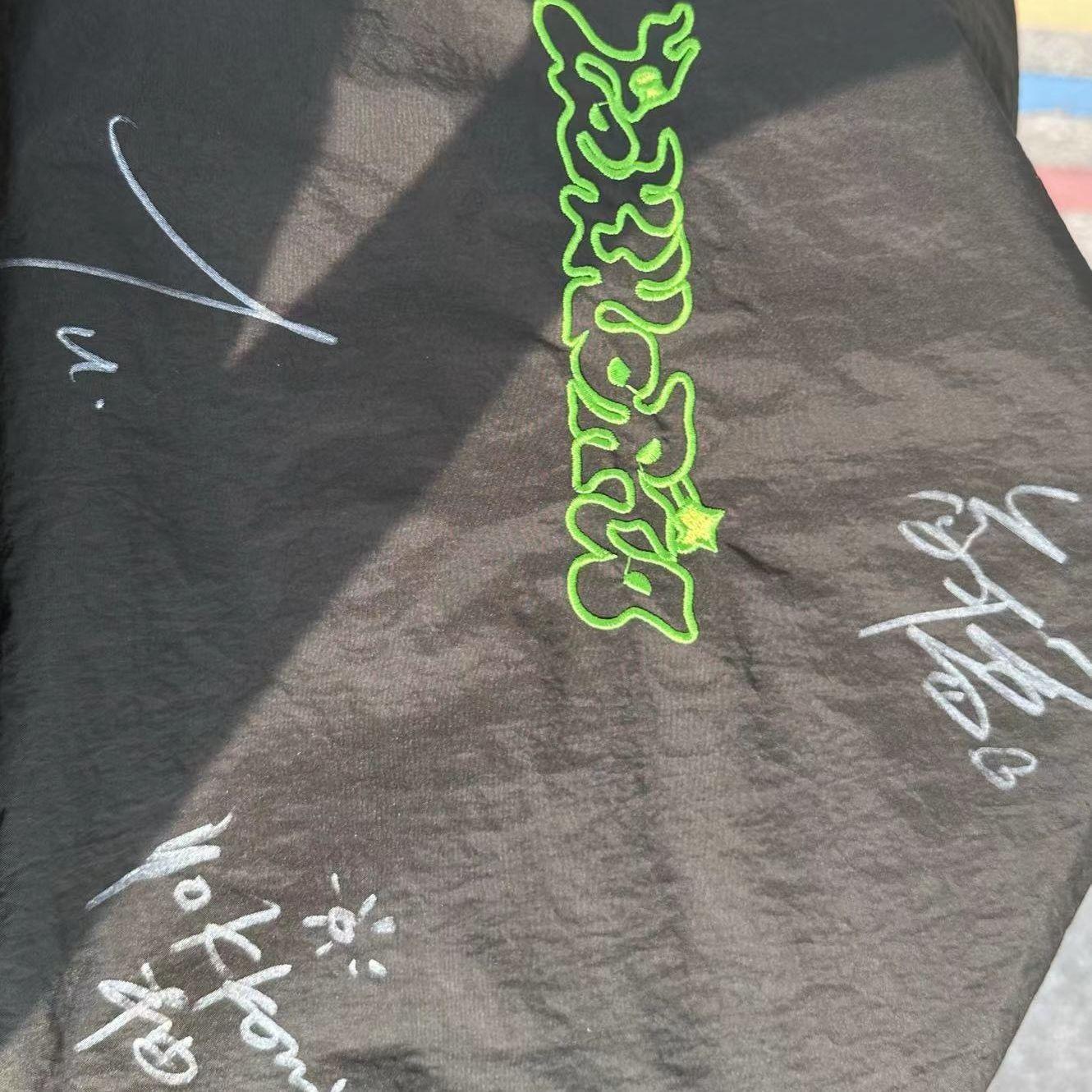 或是一首歌（郑敬儒潜入深蓝）