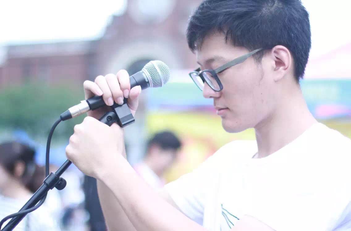 有时候我也会唱唱歌
