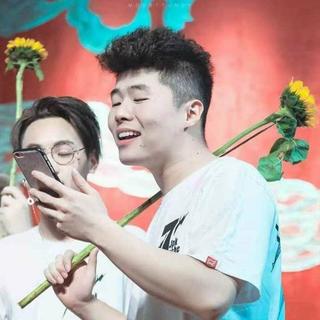 周九良的歌单里有什么？