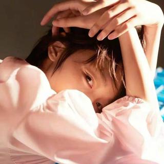 成年人早把情绪调成了“静音模式”