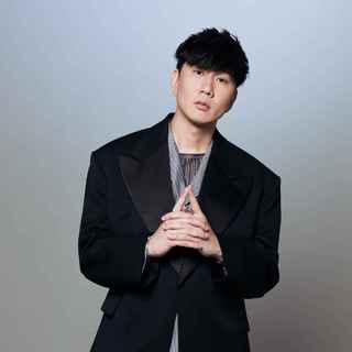 听见林俊杰：做时间的乐行者，与你逐光相伴