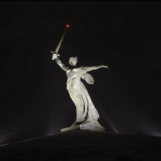 乌拉～～