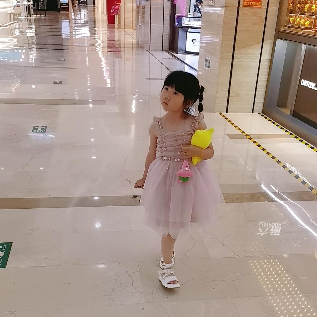 胡丝羿