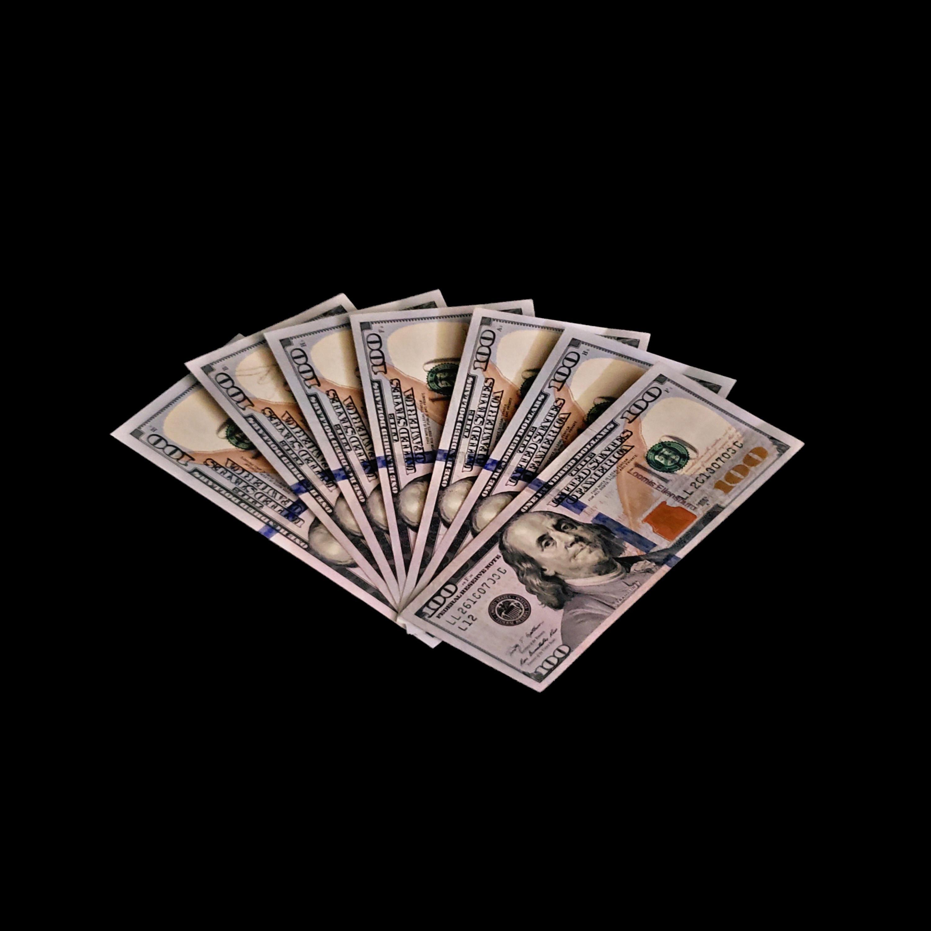 Producir Dinero (feat. Zhaggy McKlein)