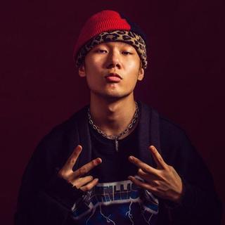 Mac Ova Seas | 氛围说唱与旋律的先锋实验