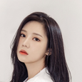 신지현歌手图片