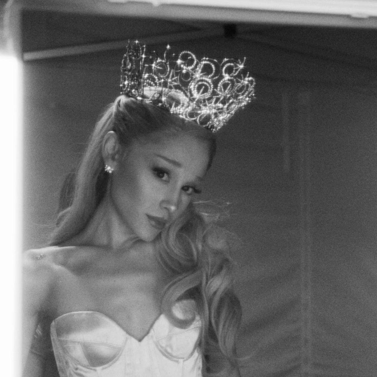 Gareth.T-《跟悲伤结了帐》（梦游点唱机 remix）