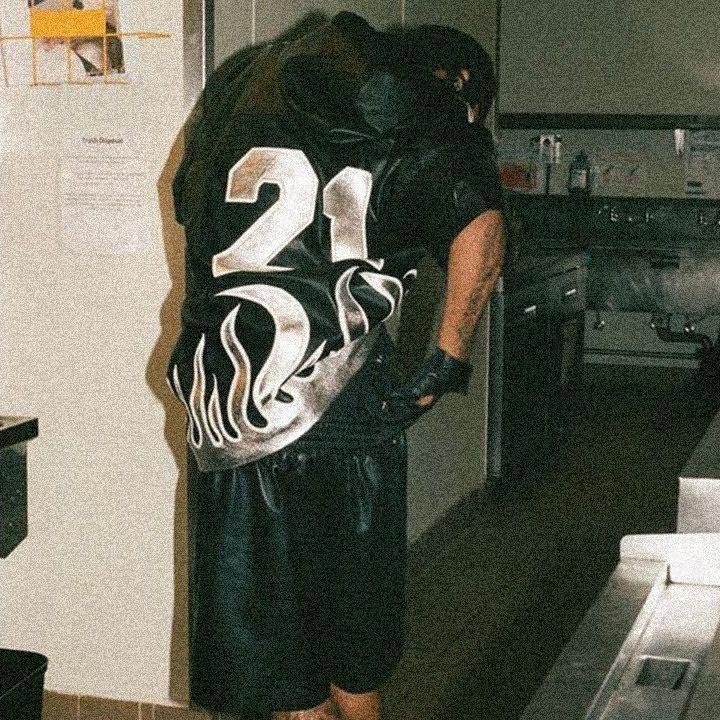 免费丨21 Savage x Metro Boomin 类型伴奏 - 望向天空