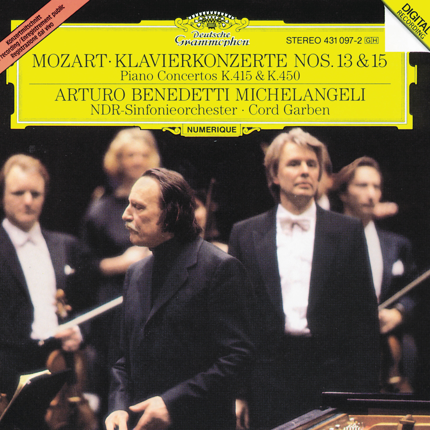 Mozart: Piano Concertos Nos. 13 & 15