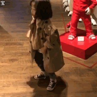 北鼻打了扒拉舅！！！！