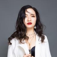代佳佳 - 感谢爱我的你们(原版立体声伴奏)
