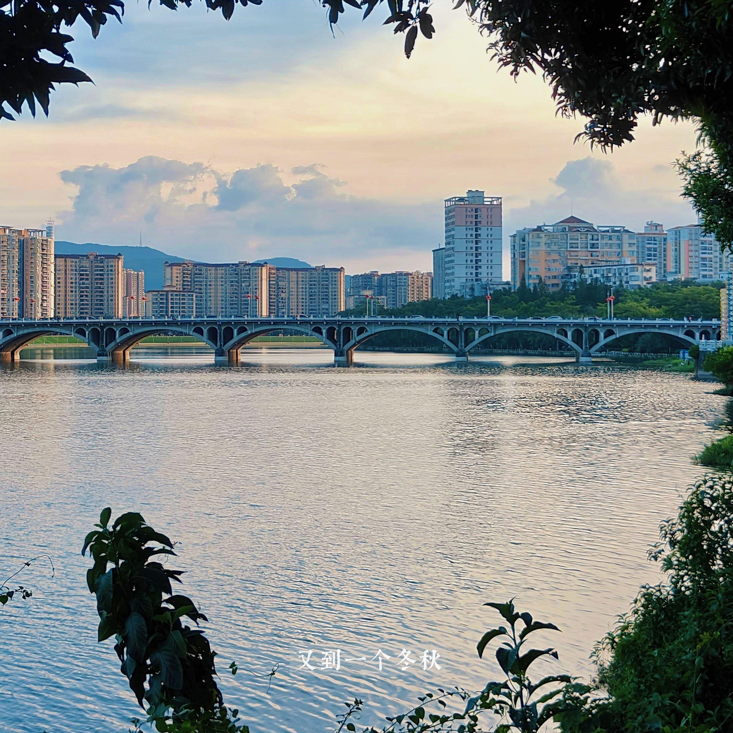 又到一个冬秋