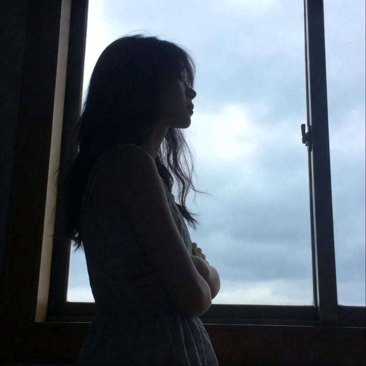 不让我的眼泪陪我过夜（女声氛围R&B）