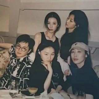 我在他乡挺好的girls support girls