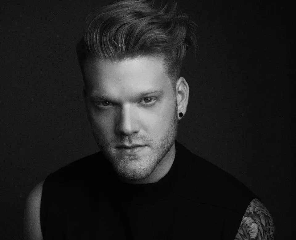 Scott Hoying Hair