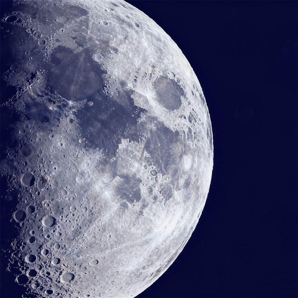 月球背面 Far Side of the Moon